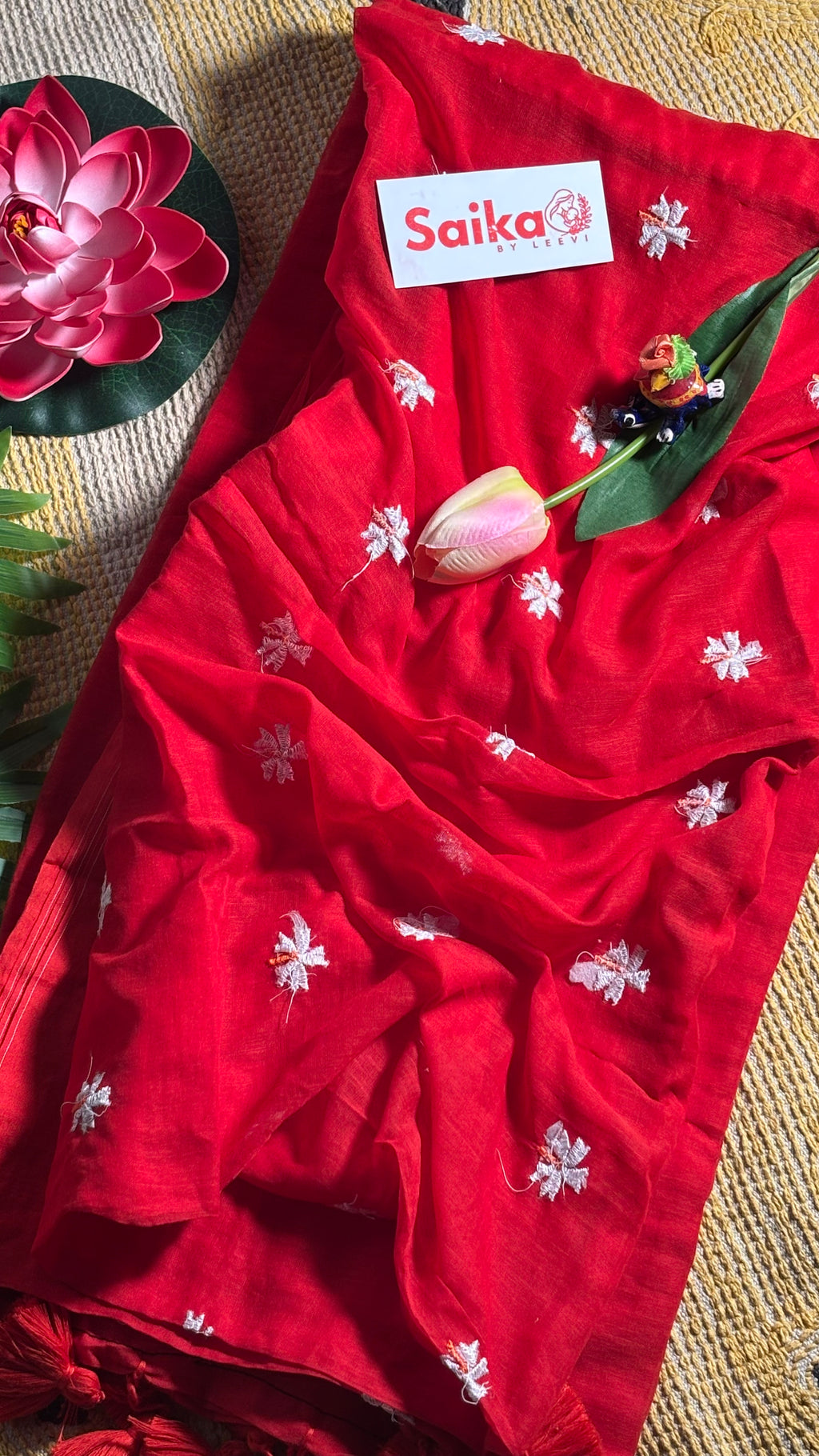 Ruby Red Mul Cotton Saree – Parijatam Motif